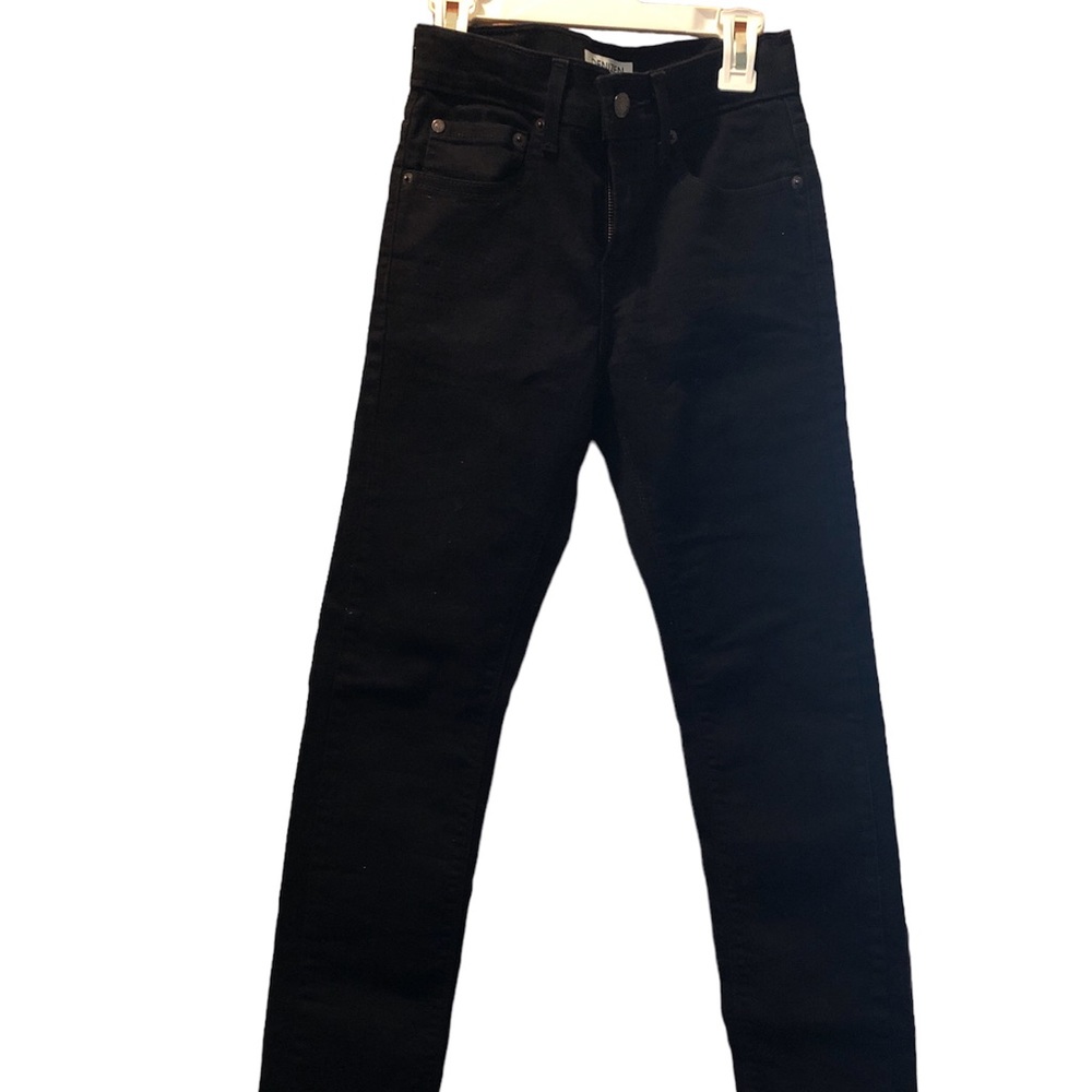Denizen from Levi’s size 12 skinny fit. All black. Worn once. Has stretch.